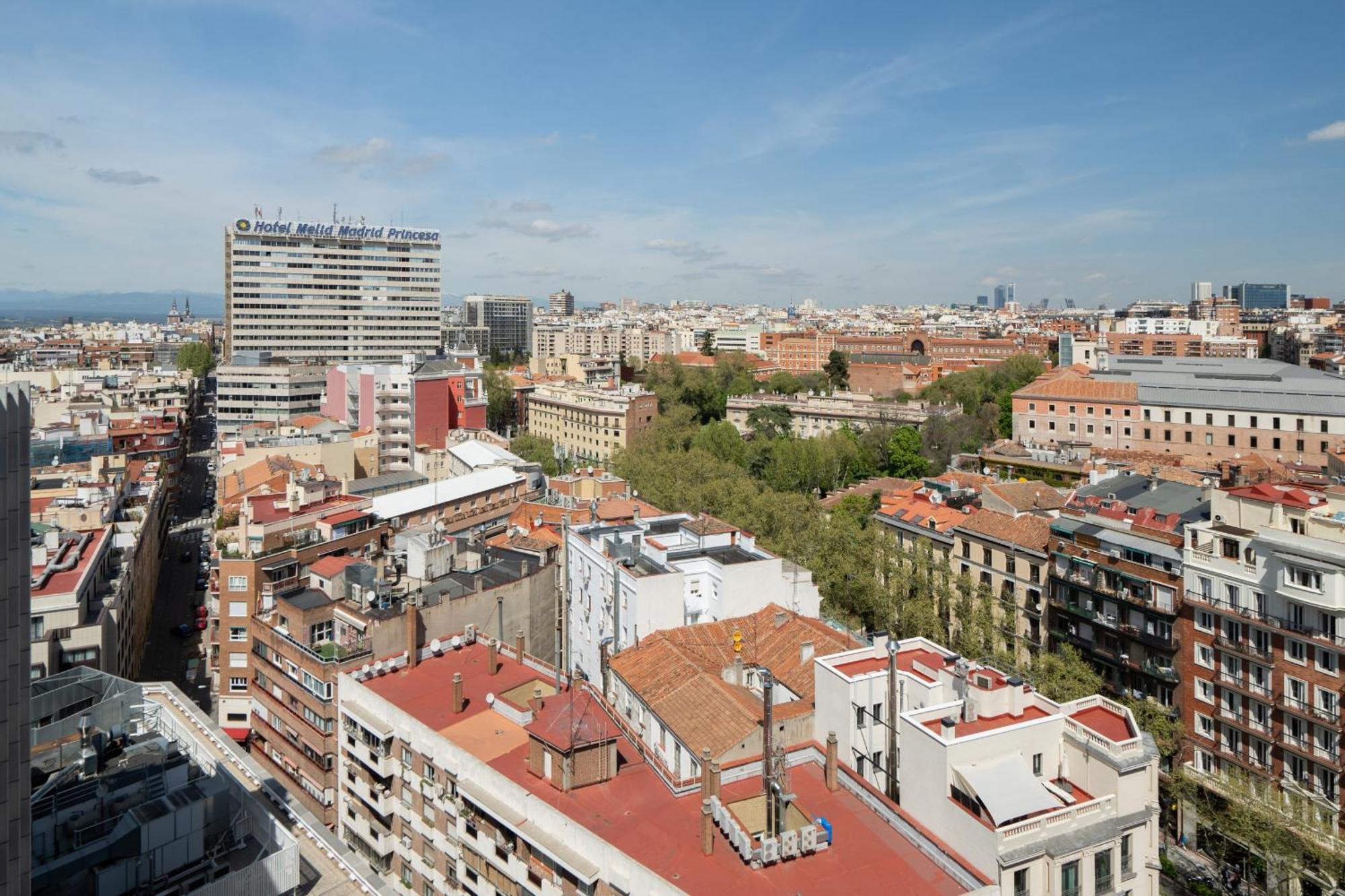 מדריד Apartamento En Plaza De Espana Alquiler Temporal מראה חיצוני תמונה